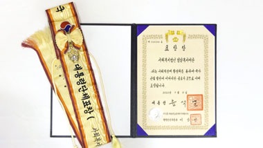 물품 기증이 장애인 고용으로 연결되는 선순환 구조를 통해 장애인 직업재활의 혁신적인 모델을 구축한 밀알복지재단 굿윌스토어