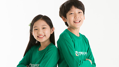 장애인과 비장애인이 함께 살아가는 세상을 위해 노력하고 있습니다.