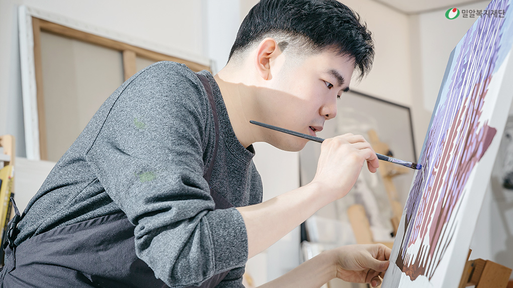 발달장애-아티스트-황진호-작가.jpg